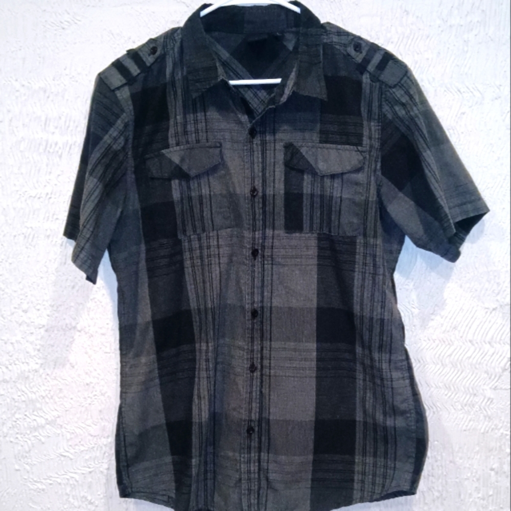 Burnside Men's Button Up Plaid Shirt Size Large